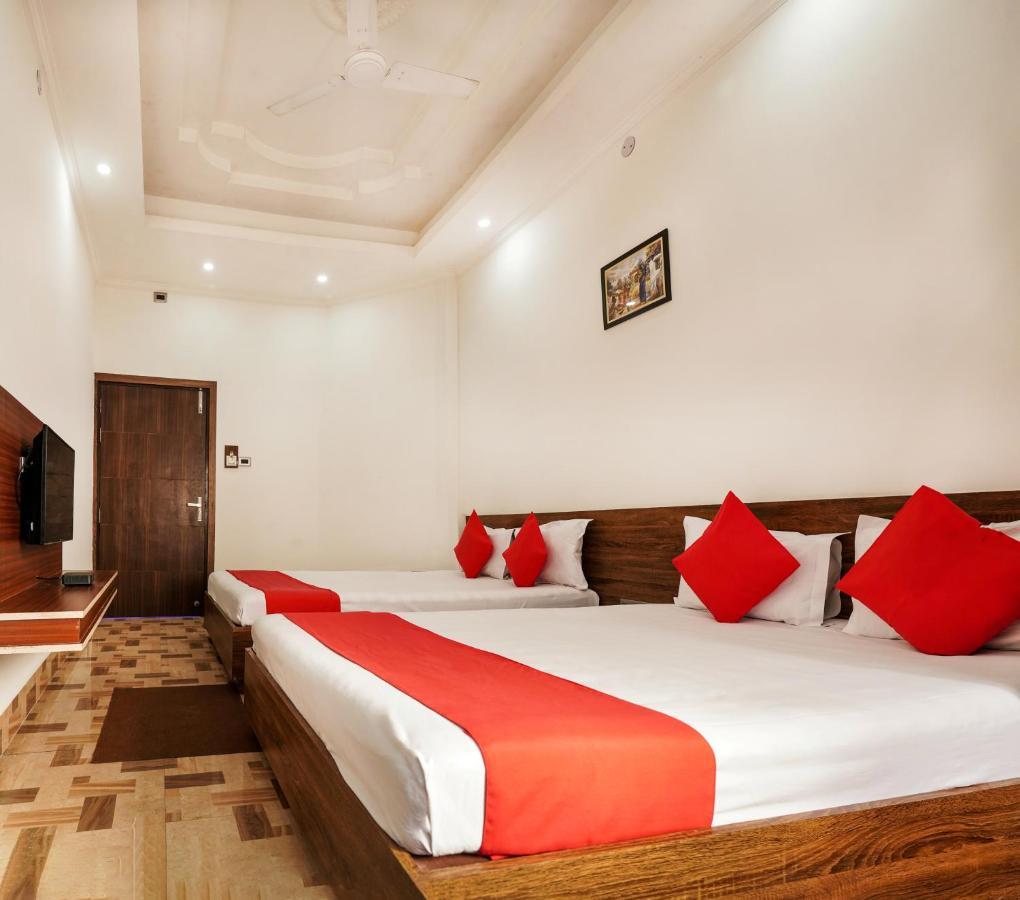 Hotel Heritage Koch Bihar Exterior photo